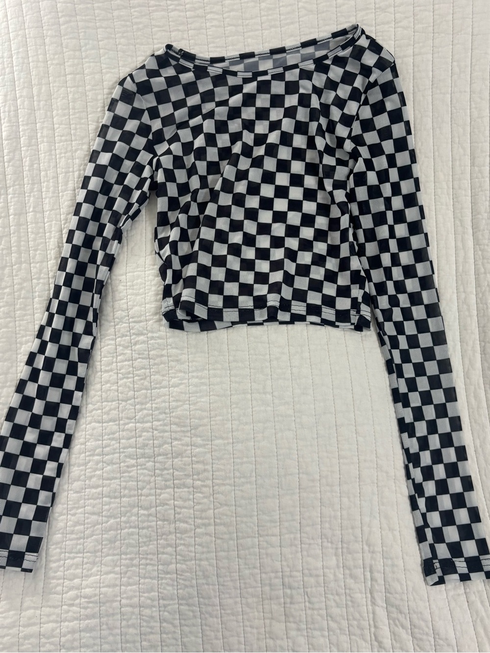 Checkerboard Long-Sleeve Crop Top - Black & White